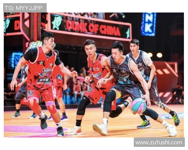 篮球热潮再起：探索这项运动如何塑造青春活力与团队精神的奇迹